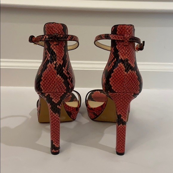 Vince Camuto python heels - Picture 3 of 6